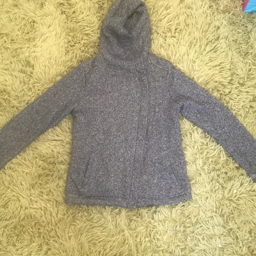zip up sweatshirt